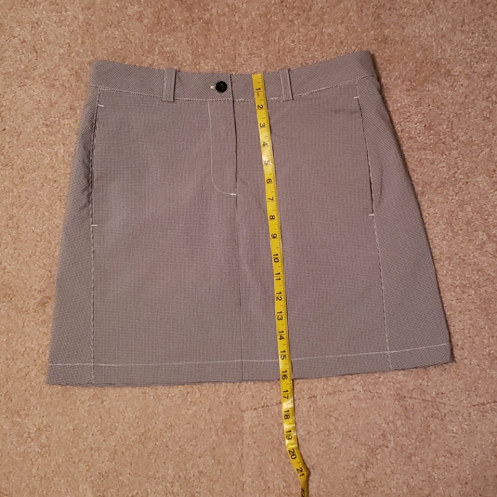 Lady Pinseeker Women's Golf Skirt - Picture 15 of 16